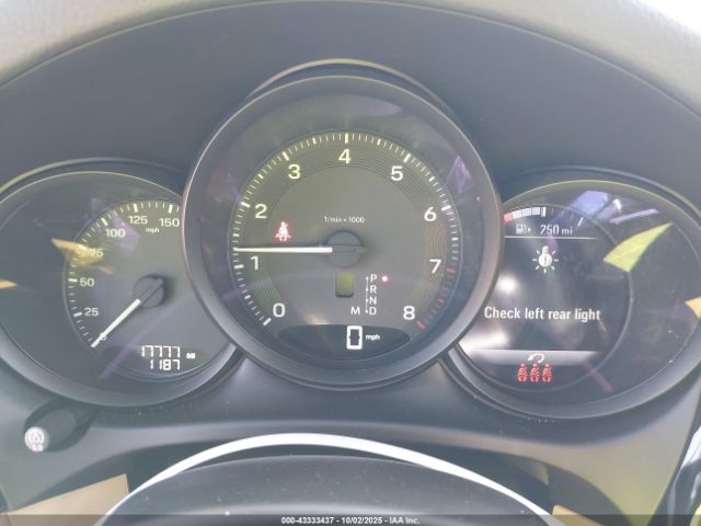 2024 PORSCHE MACAN WP1AA2A53RLB17492 Photo 6