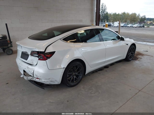 2019 TESLA MODEL 3 5YJ3E1EA3KF484191 Photo 3