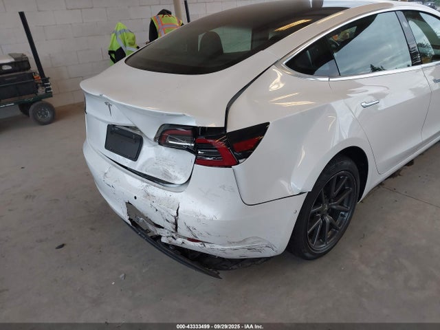 2019 TESLA MODEL 3 5YJ3E1EA3KF484191 Photo 5