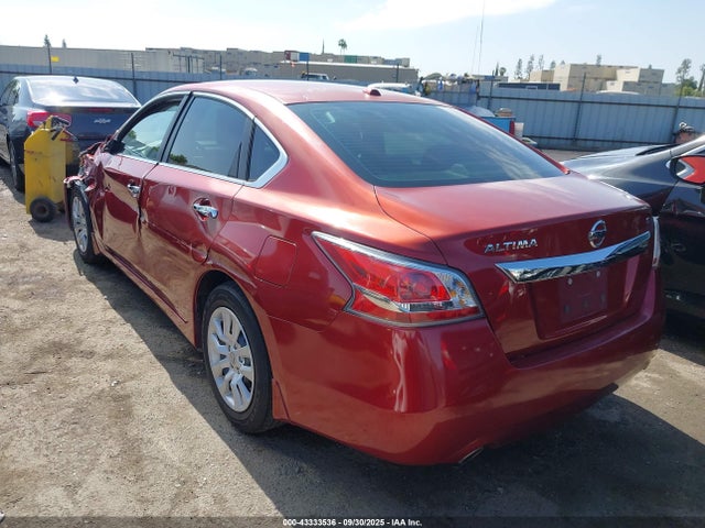 Nissan 2015 2015 1N4AL3AP9FC116030 Image 3