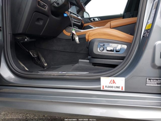 2023 BMW X7 5UX23EM09P9R52930 Photo 5