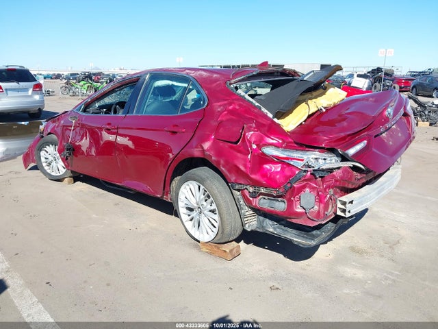 4T1B11HK5KU725747 Toyota CAMRY XLE