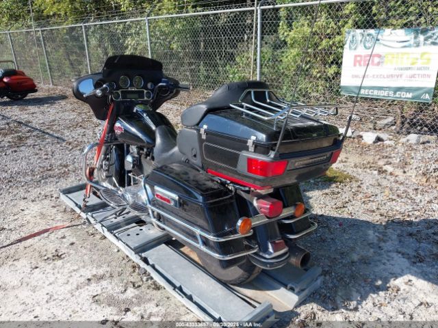 2006 HARLEY-DAVIDSON FLHTCUI 1HD1FCW166Y663070 Photo 2