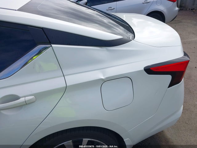 Nissan 2020 2020 1N4BL4CW3LC169977 Image 18