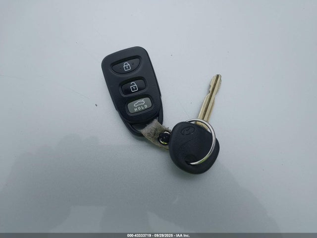 KMHDH4AE8EU182330 Hyundai ELANTRA SE