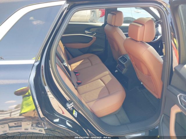 2022 AUDI E-TRON WA1AAAGE0NB013541 Photo 7