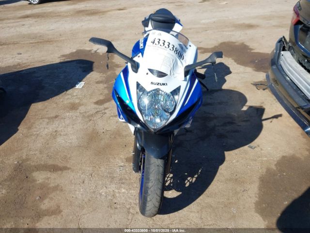 2024 SUZUKI GSX-R600 JS1GN7FA0R7100932 Photo 4