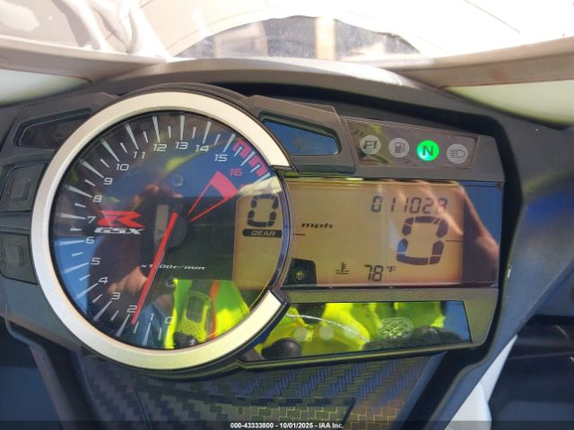 2024 SUZUKI GSX-R600 JS1GN7FA0R7100932 Photo 6