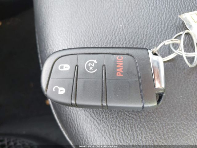 2019 JEEP COMPASS 3C4NJDBB5KT593059 Photo 10