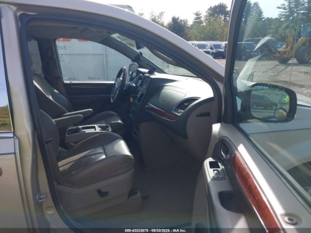2014 CHRYSLER TOWN & COUNTRY 2C4RC1GGXER234280 Photo 4