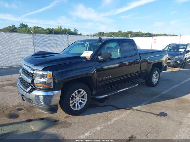 2017 CHEVROLET SILVERADO 1500 1GCRCREH6HZ225970 Photo 1