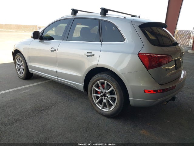 2011 AUDI Q5 WA1CFBFP7BA009913 Photo 2