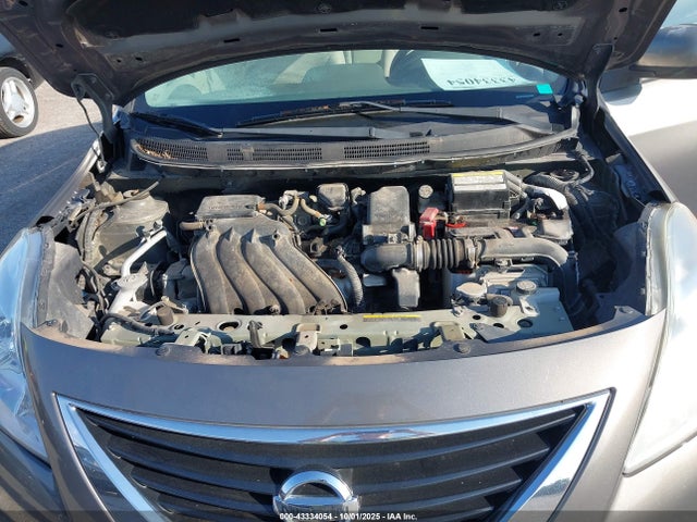 3N1CN7AP2EL801349 Nissan 2014