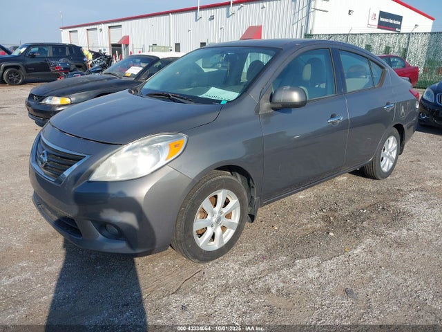 3N1CN7AP2EL801349 Nissan 2014