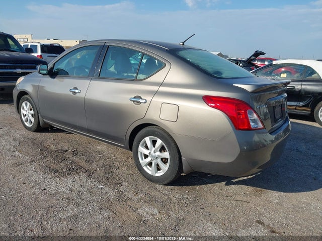 3N1CN7AP2EL801349 Nissan 2014