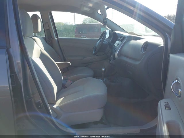 3N1CN7AP2EL801349 Nissan 2014