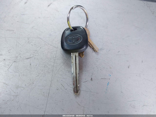 5TFRY5F17GX199966 Toyota 3ur-fe