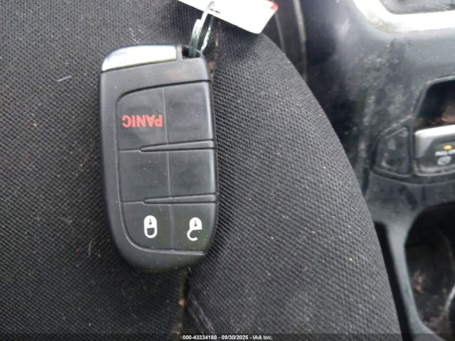 2021 JEEP RENEGADE ZACNJCAB6MPM29693 Photo 10