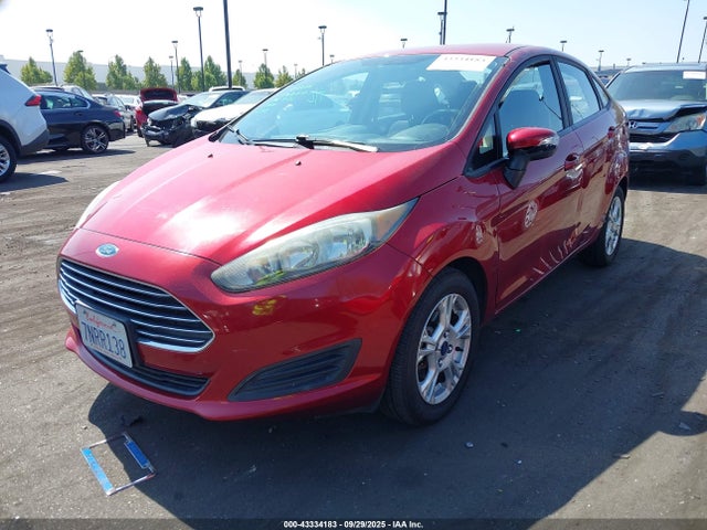 Ford 2015 2015 3FADP4BJ7FM213601 Image 2