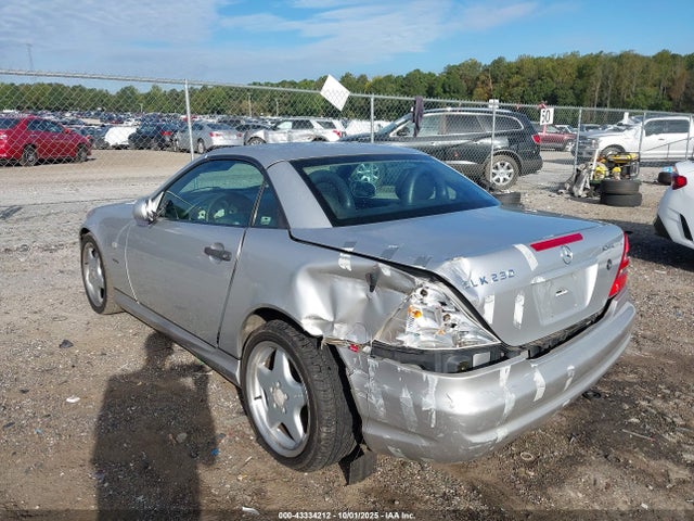 1999 MERCEDES-BENZ SLK 230 WDBKK47F8XF090248 Photo 5