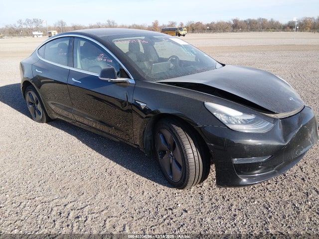 2019 TESLA MODEL 3 5YJ3E1EA8KF399198 Photo 0