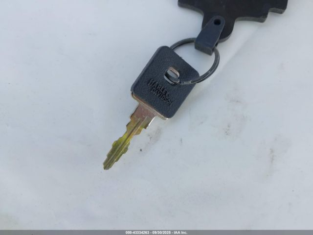 2017 HARLEY-DAVIDSON XL883 1HD4LE231HC406732 Photo 10