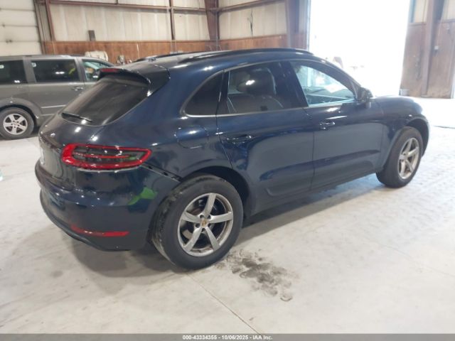 2017 PORSCHE MACAN WP1AA2A50HLB81486 Photo 3