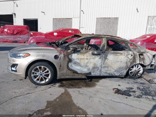Ford Fusion Energi Titanium 2019 3FA6P0SU1KR216096 Image 13