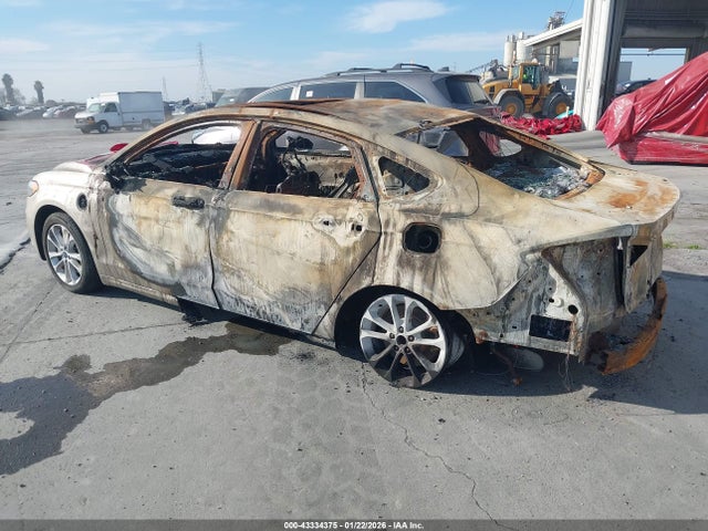 Ford Fusion Energi Titanium 2019 3FA6P0SU1KR216096 Image 3