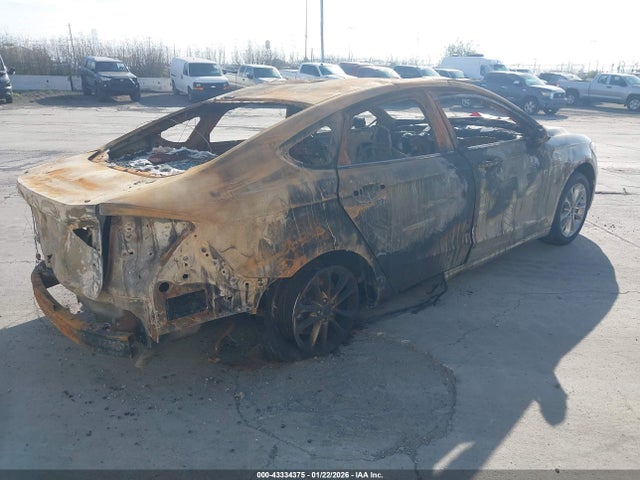 Ford Fusion Energi Titanium 2019 3FA6P0SU1KR216096 Image 4