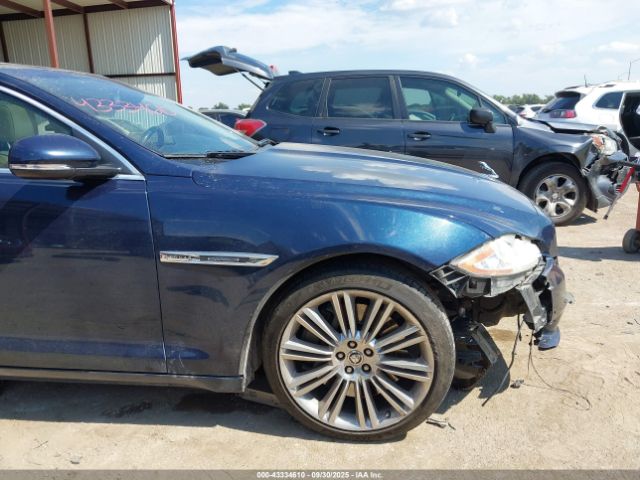 2010 JAGUAR XJ SUPER V8 SAJWA1GE4AMV00124 Photo 5