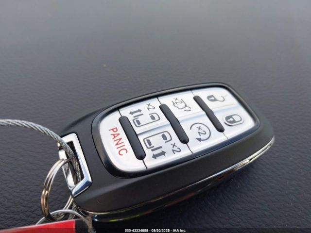 2020 CHRYSLER PACIFICA HYBRID 2C4RC1L71LR258003 Photo 10