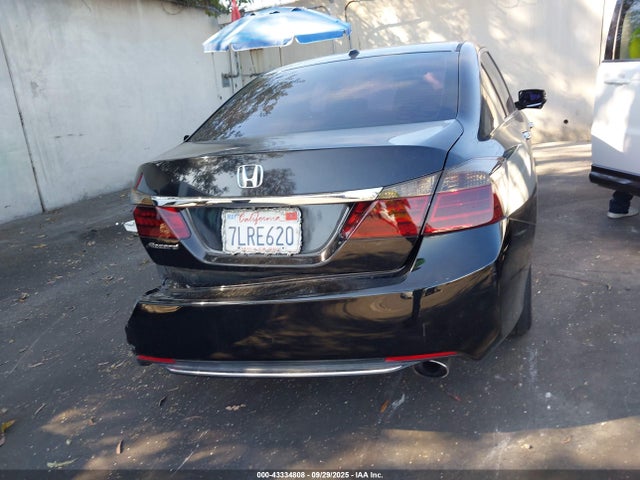Honda k24w1 2015 1HGCR2F86FA132311 Image 16