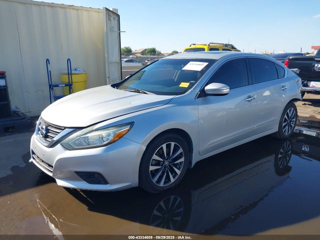 Nissan Altima 2017 1N4AL3AP1HC157402 Image 2