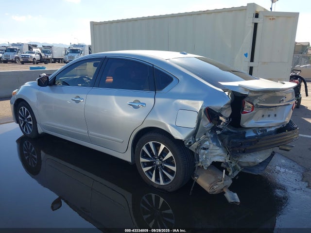 Nissan Altima 2017 1N4AL3AP1HC157402 Image 3
