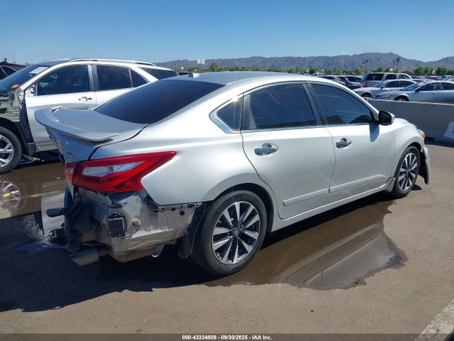Nissan Altima 2017 1N4AL3AP1HC157402 Image 4