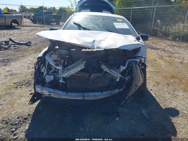 2024 TOYOTA GR COROLLA JTNABAAE2RA008117 Photo 5