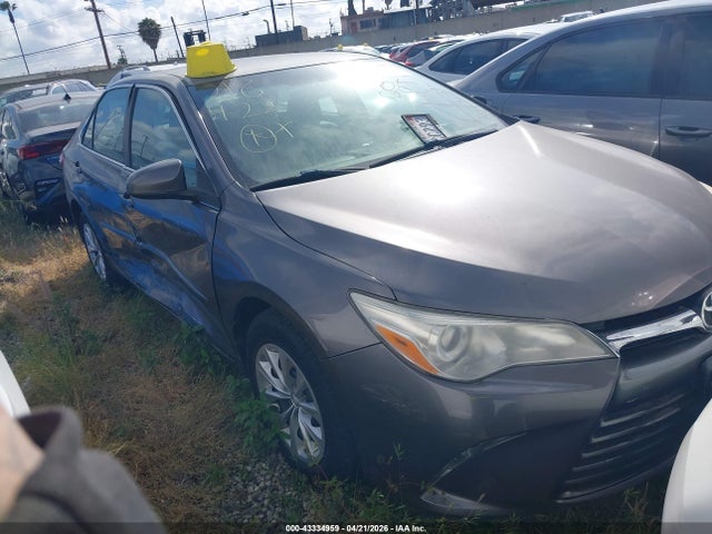 2017 TOYOTA CAMRY 4T1BF1FK4HU703946