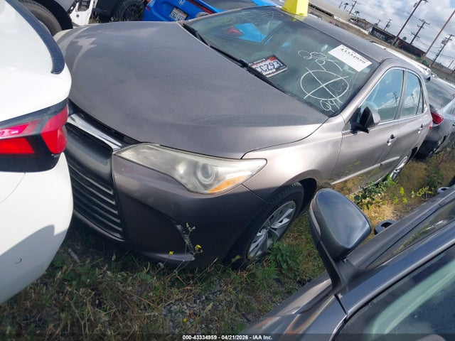 2017 TOYOTA CAMRY 4T1BF1FK4HU703946 Photo 1