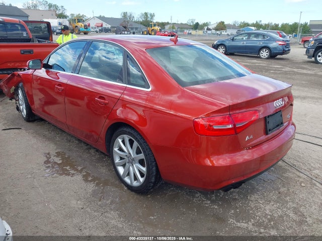 2013 AUDI A4 WAUKFAFL3DN034986 Photo 2