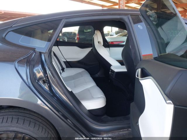 2017 TESLA MODEL S 5YJSA1E20HF222248 Photo 7