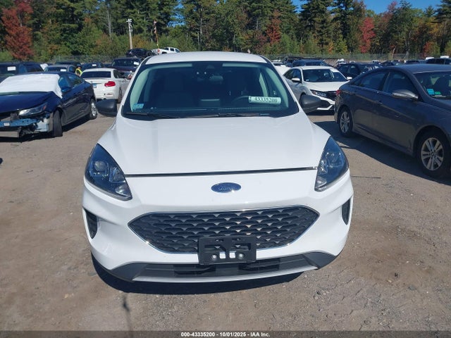 1FMCU9BZ6NUA60524 Ford hev/phev