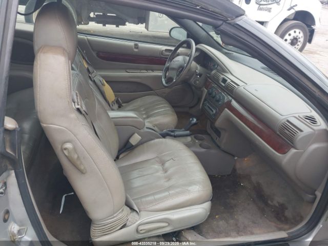 2001 CHRYSLER SEBRING 1C3EL55UX1N500410 Photo 4
