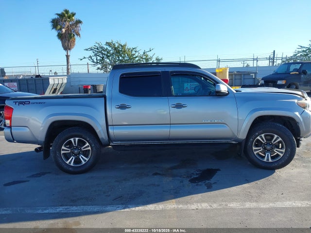 Toyota Tacoma 2017 3TMAZ5CN0HM028615 Image 26