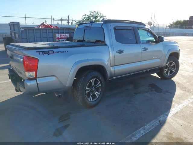 Toyota Tacoma 2017 3TMAZ5CN0HM028615 Image 17