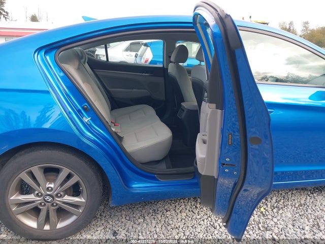 5NPD84LF4HH066504 Hyundai 2017