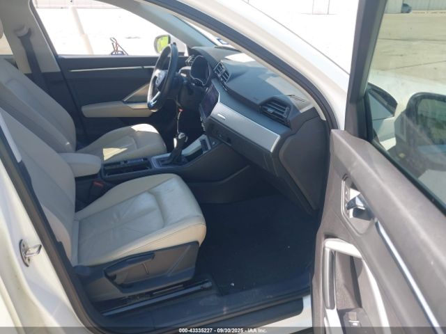2019 AUDI Q3 WA1AECF39K1087851 Photo 4