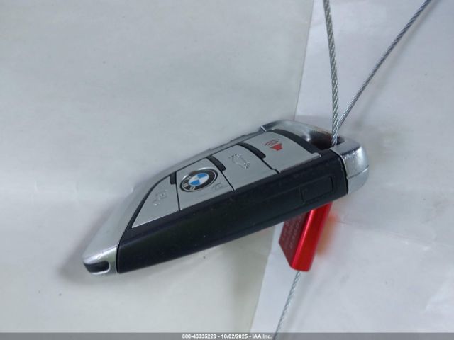 2016 BMW X5 5UXKR0C56G0U10042 Photo 10