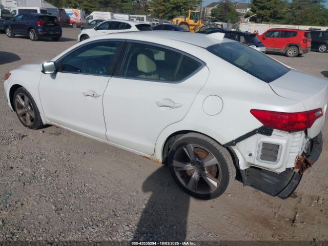 2013 ACURA ILX 19VDE1F55DE402579 Photo 2