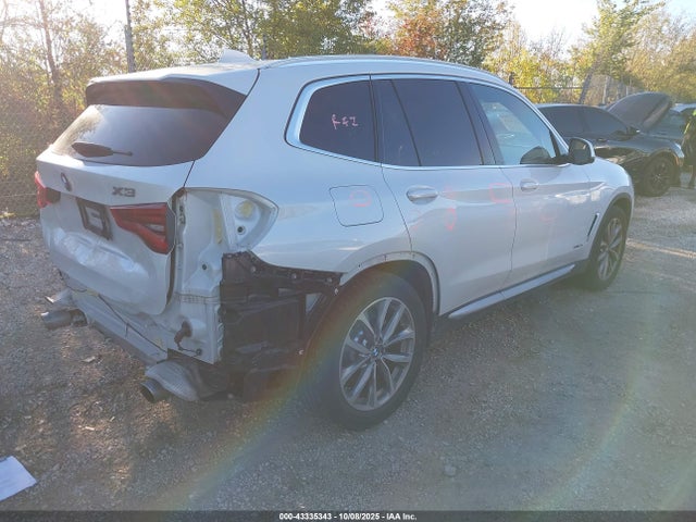 2018 BMW X3 5UXTR9C55JLC69529 Photo 3